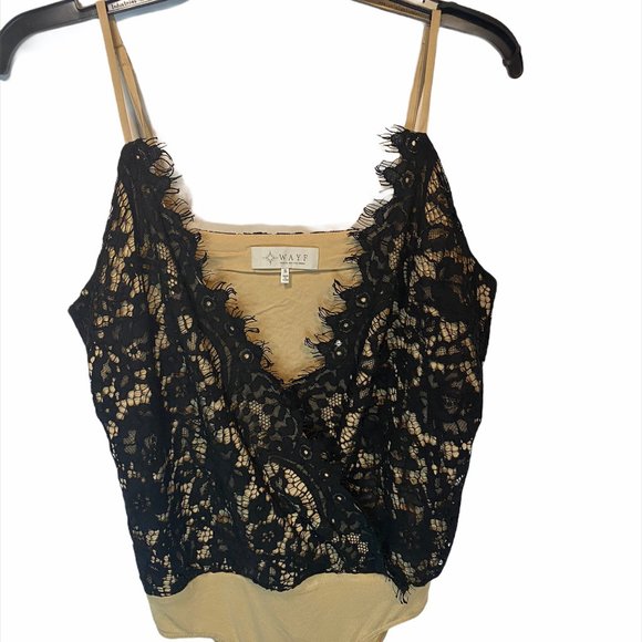 Wayf lace bodysuit - Picture 2 of 4